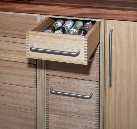 Sprice drawer.